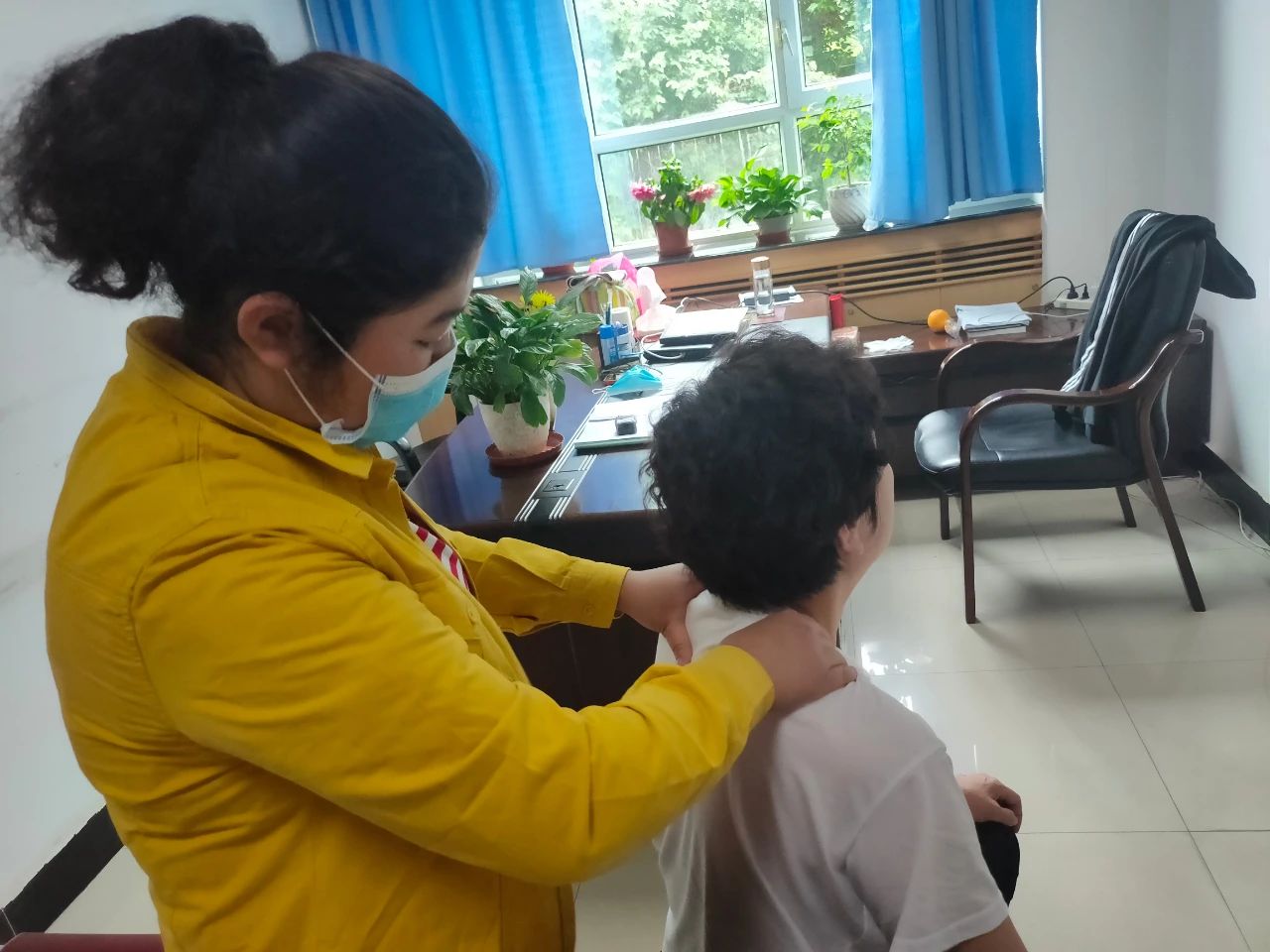 【学院新闻】感恩在点滴之间