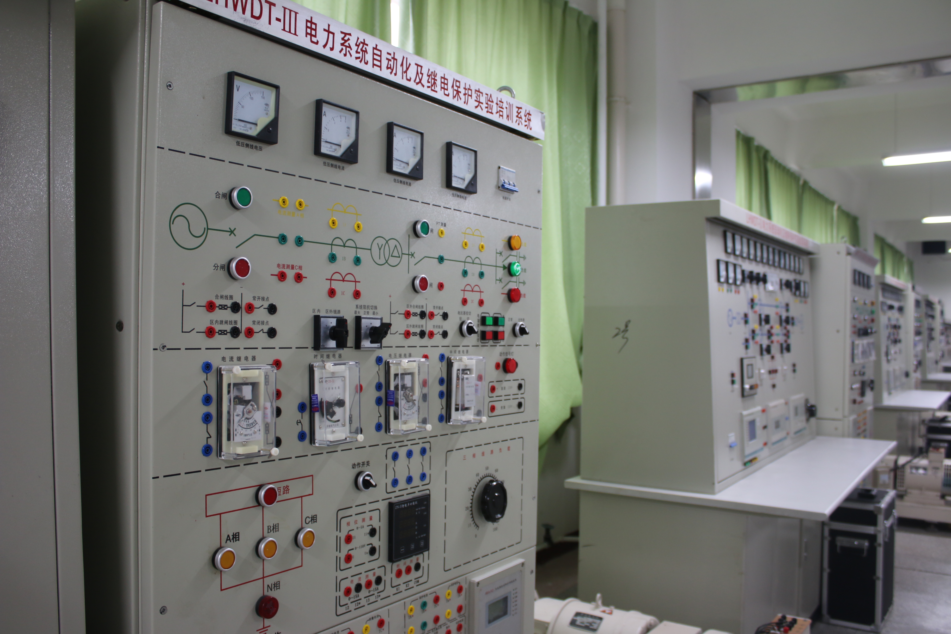 继电保护实训室