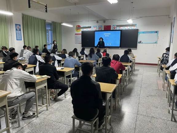 【民族团结创建】能源动力工程分院举行国家通用语言强化培训班开班仪式