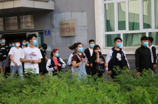【学院新闻】能源动力工程分院开展防震减灾应急疏散演练活动